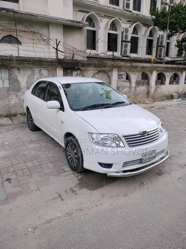 Toyota Corolla 2005 White