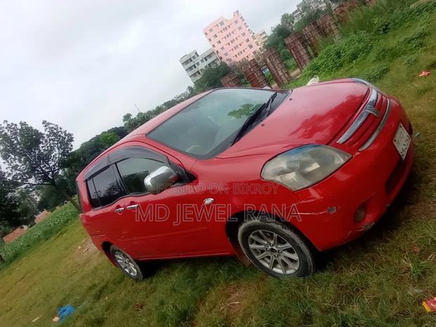 Toyota Raum 2006 Red