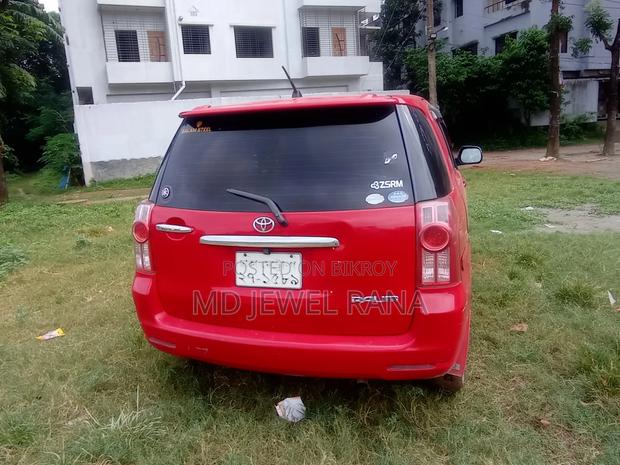 Toyota Raum 2006 Red