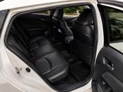 Toyota Prius Two 2017 Pearl for sale