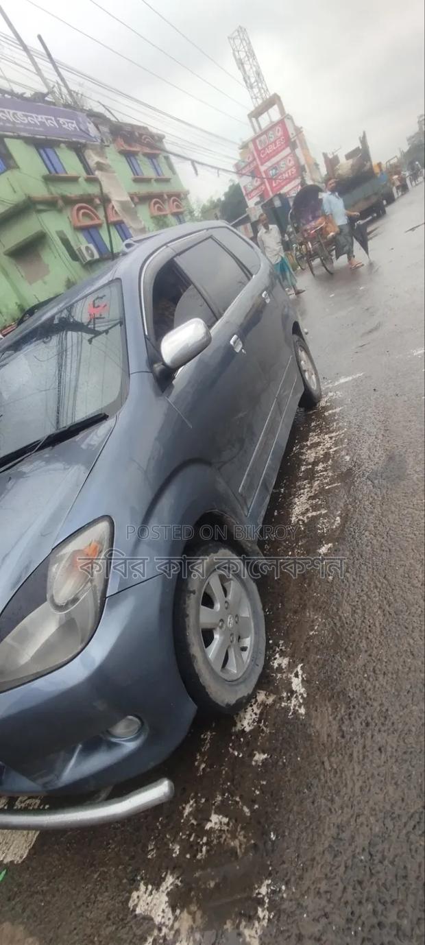 Toyota Avanza 2010 Gray