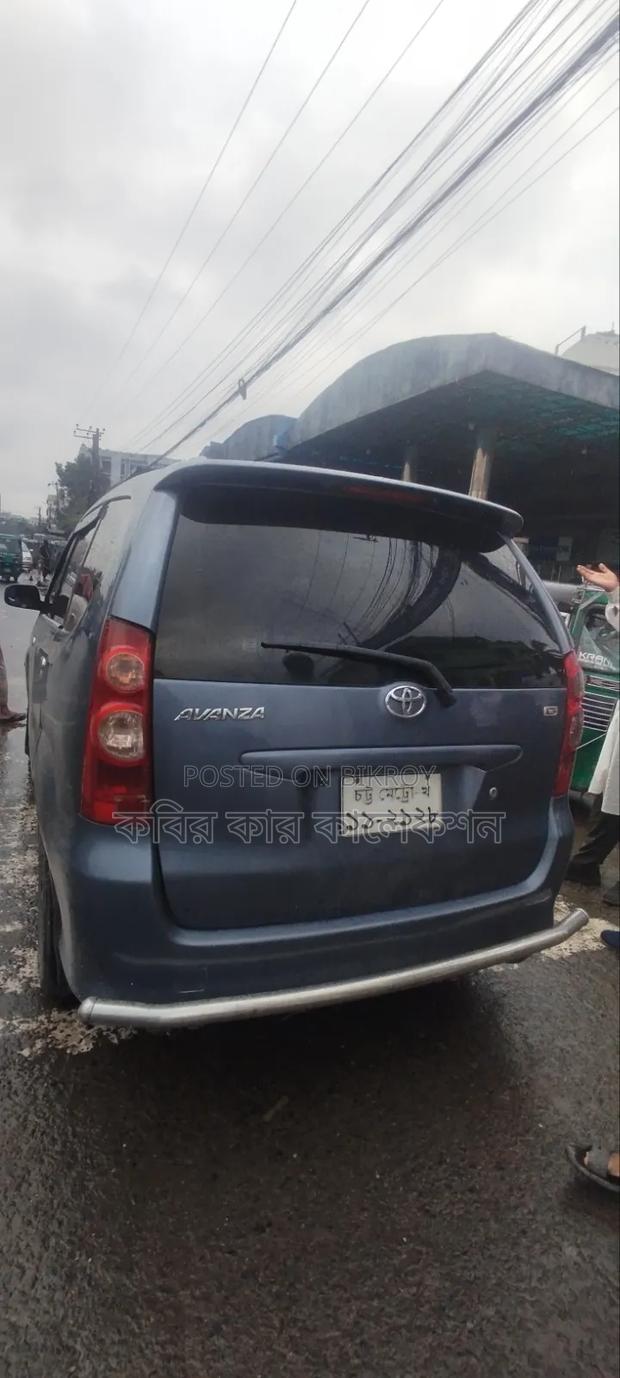 Toyota Avanza 2010 Gray