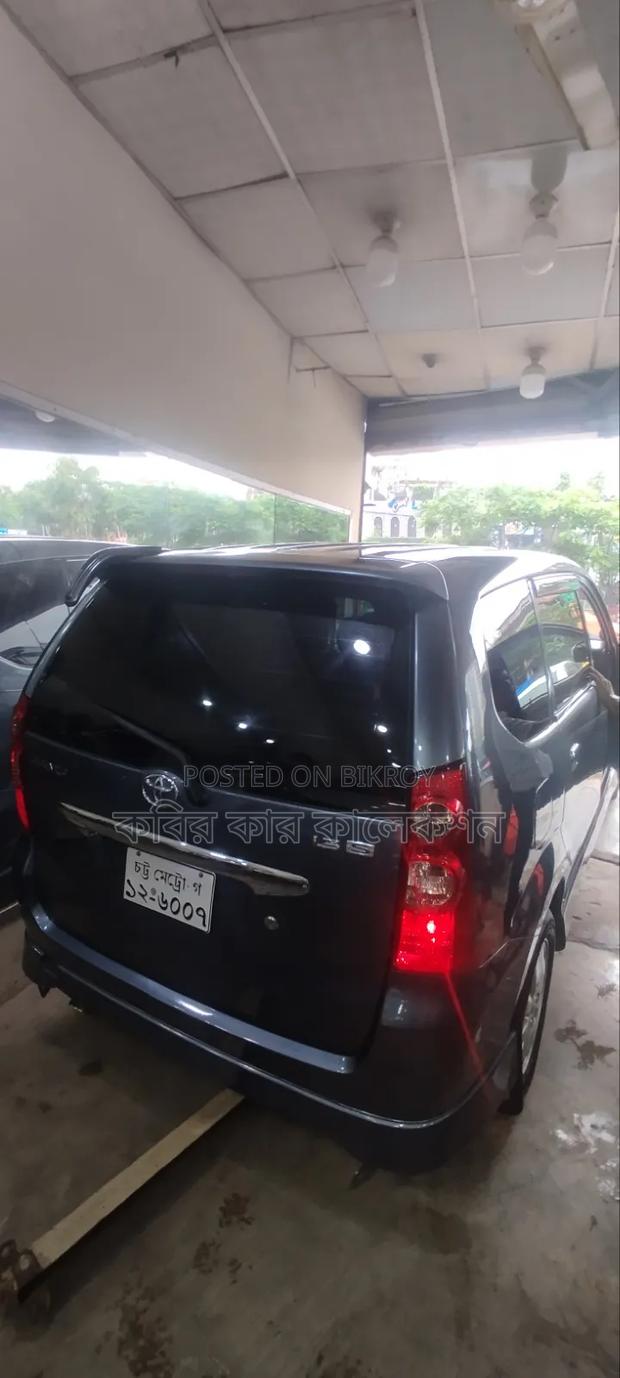 Toyota Avanza 2010 Gray