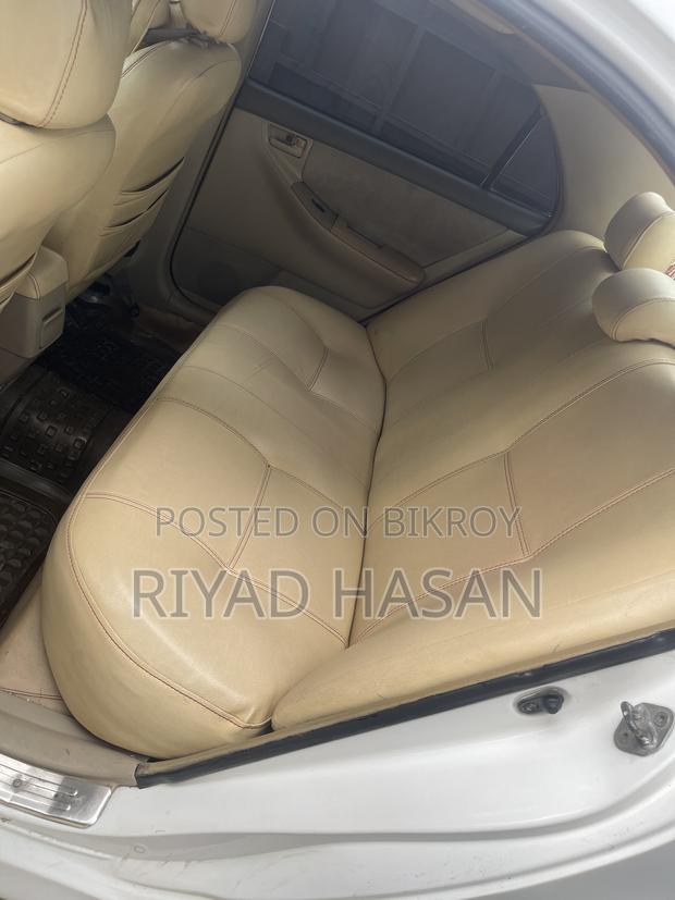 Toyota Corolla Sedan 2005 White