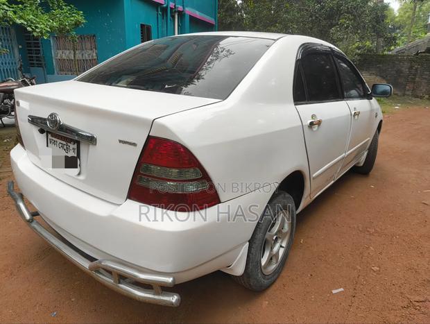 Toyota Corolla 2001 Off White