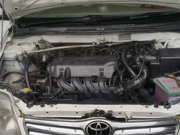 Toyota Corolla 2001 Off White