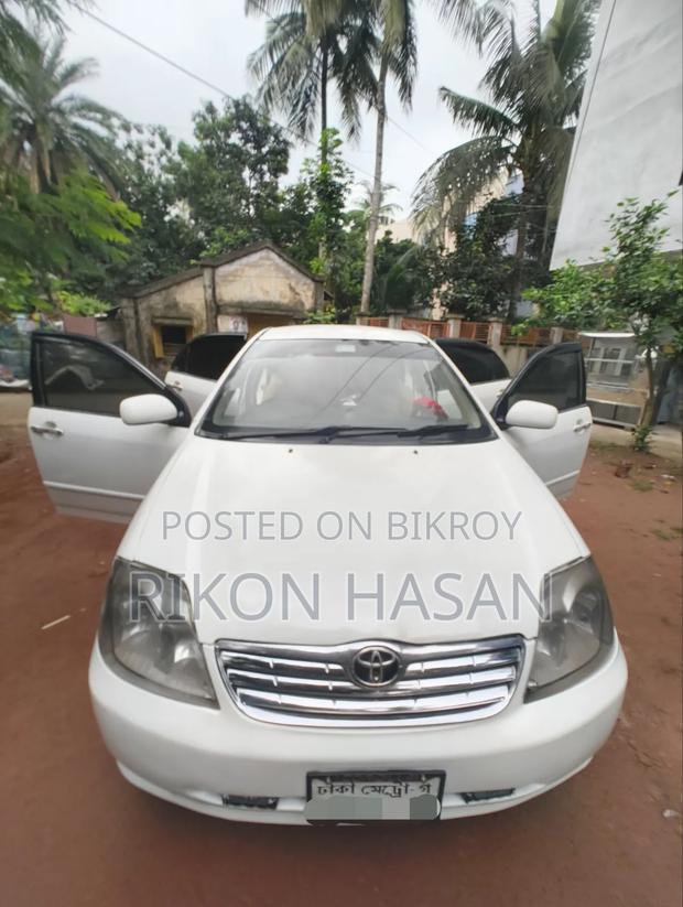 Toyota Corolla 2001 Off White