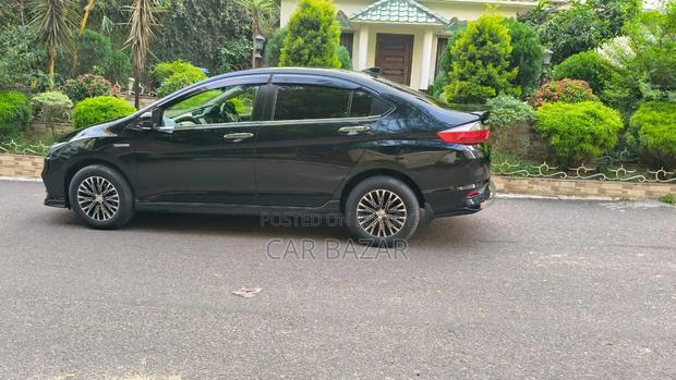 Honda Grace 1.5 Hybrid FWD 2019 Black