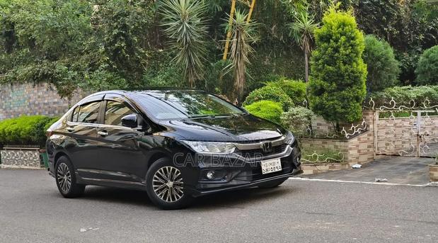 Honda Grace 1.5 Hybrid FWD 2019 Black