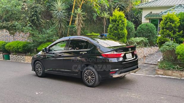 Honda Grace 1.5 Hybrid FWD 2019 Black