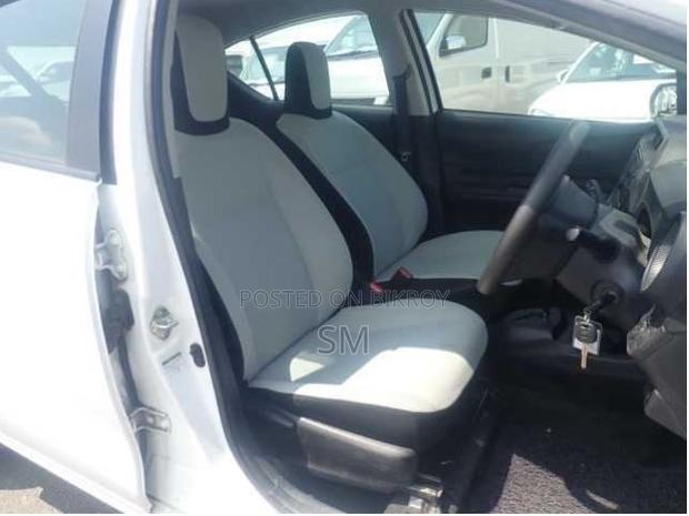 Toyota Aqua 2021 Pearl