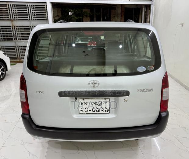 Toyota Probox 1.5 CNG 2WD 2010 Silver