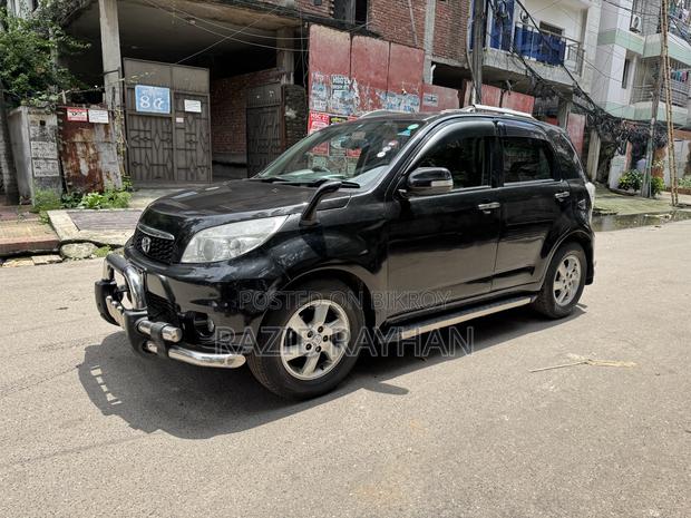 Toyota Rush 1.5 AWD 2011 Black