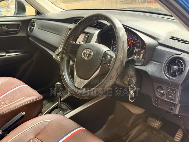 Toyota Corolla Fielder 2016 Blue