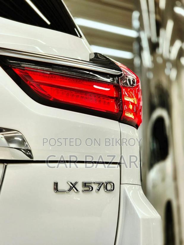 Lexus LX 570 AWD 2019 Pearl
