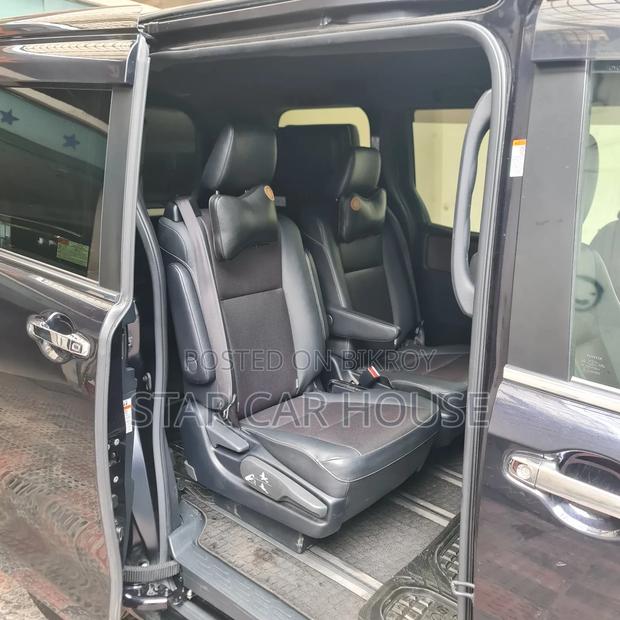 Toyota Esquire 2020 Black