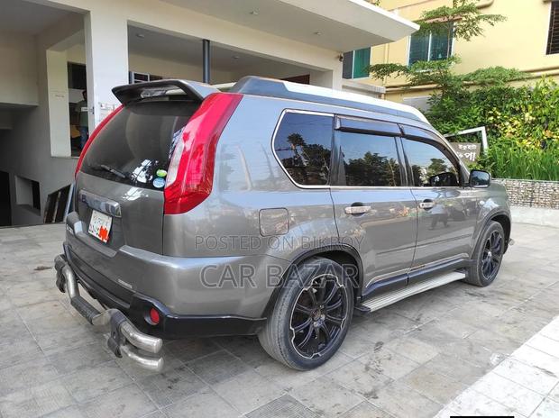 Nissan X-Trail 2.0 Petrol XE 2012 Gray