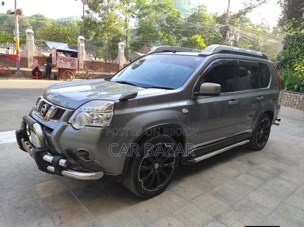 Nissan X-Trail 2.0 Petrol XE 2012 Gray