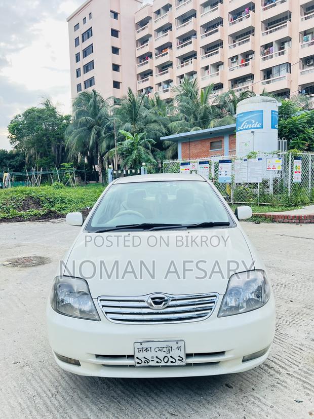 Toyota Corolla Sedan Automatic 2004 White