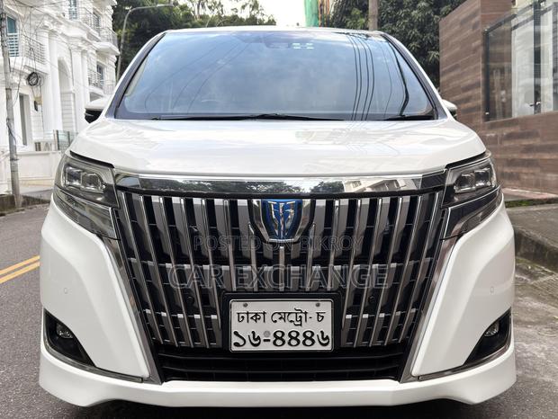 Toyota Esquire 1.8 FWD Hybrid (7 Seater) 2019 Pearl