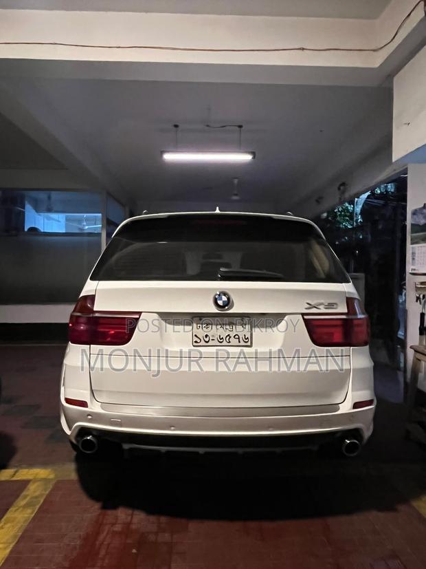 BMW X5 xDrive35i Sport Activity AWD (3.0L 6cyl 8A) 2011 White