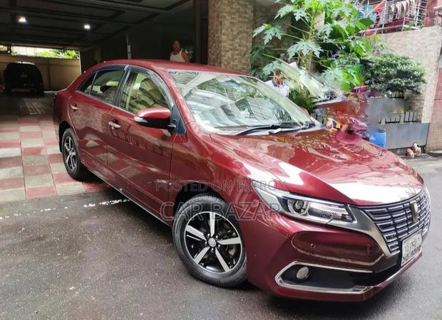 Toyota Premio 1.5 FWD 2016 Maroon