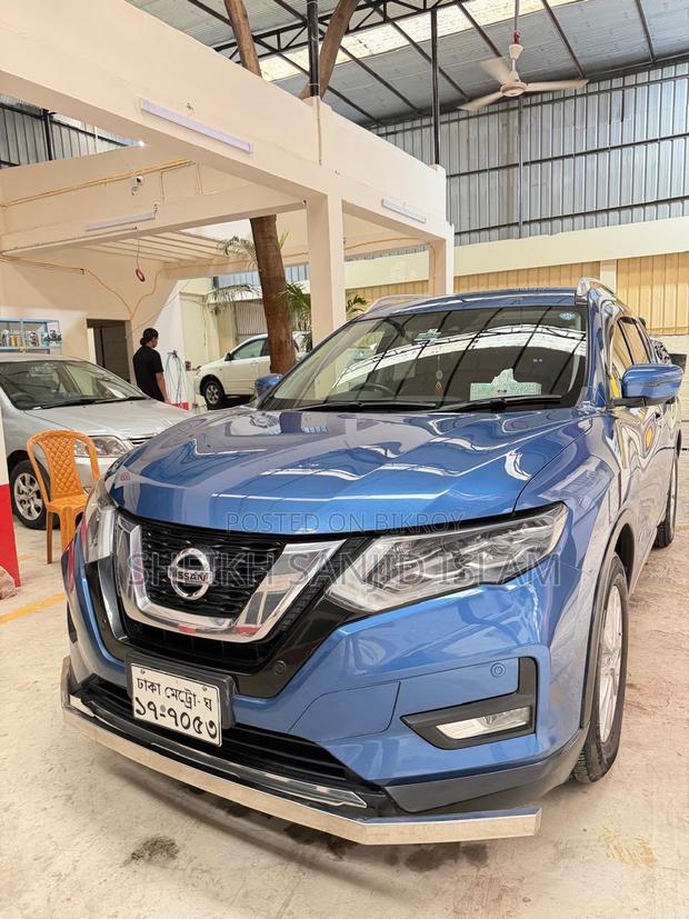 Nissan X-Trail 2.0 Hybrid AWD 2017 Blue