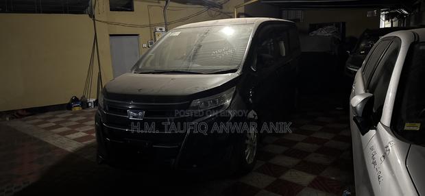 Toyota Noah 1.8 FWD Hybrid (7 Seater) 2021 Black