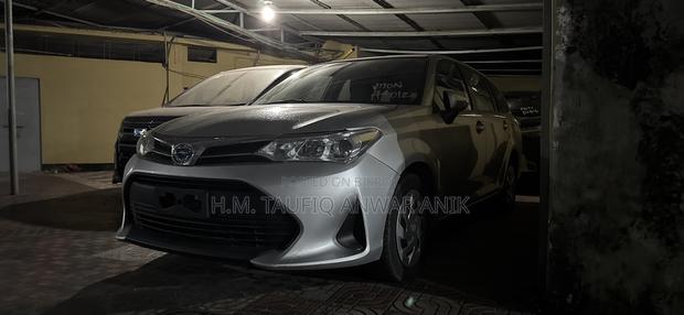 Toyota Corolla Fielder 1.5 Hybrid FWD 2021 Silver