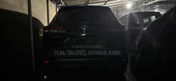 Toyota Corolla Cross 1.8 Hybrid AWD 2022 Black