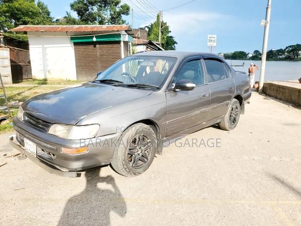 Toyota Corolla 1992 Gray
