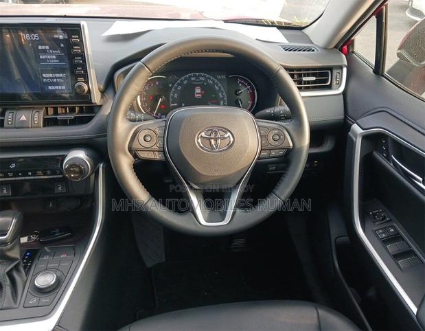 Toyota RAV4 2021 Red
