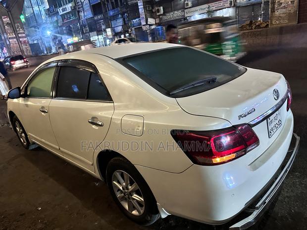 Toyota Premio 2018 Pearl