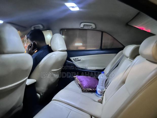 Toyota Premio 2018 Pearl