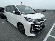 Toyota Noah 2023 Pearl for sale