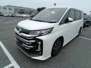 Toyota Noah 2023 Pearl for sale