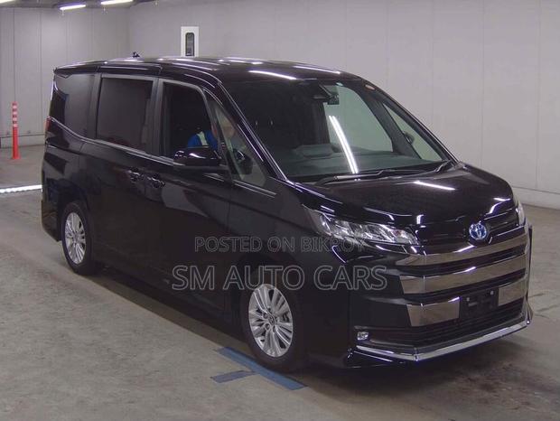 Toyota Noah 2023 Black