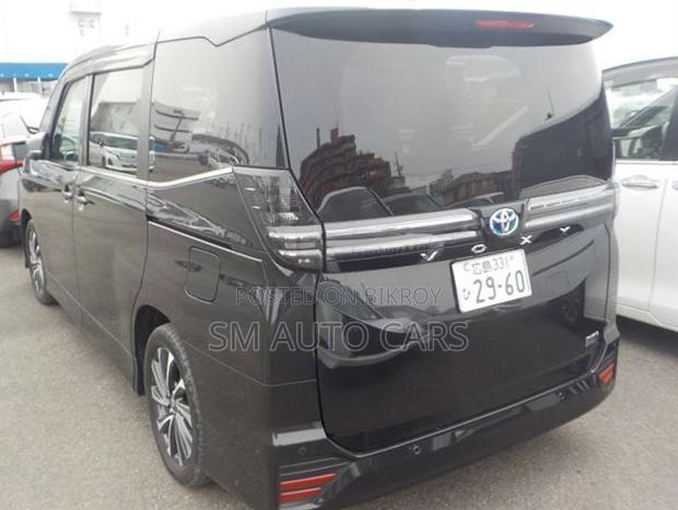 Toyota Voxy 2022 Black