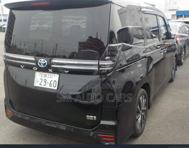 Toyota Voxy 2022 Black