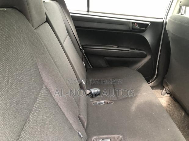 Toyota Corolla Fielder 1.5 Hybrid FWD 2021 White