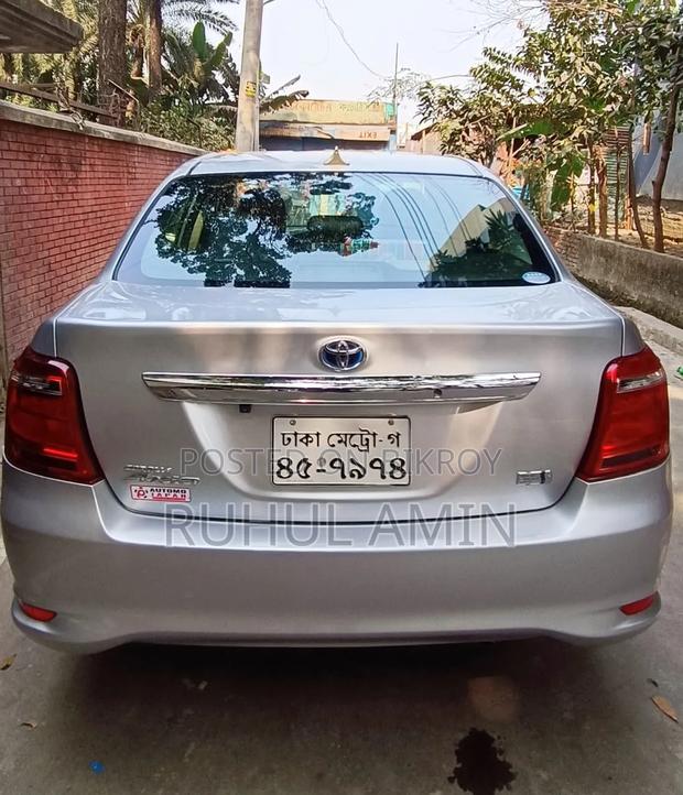 Toyota Axio 2015 Silver