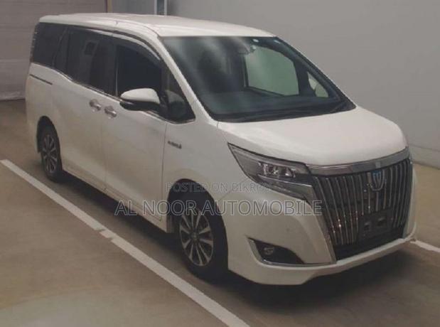 Toyota Esquire 2021 Pearl