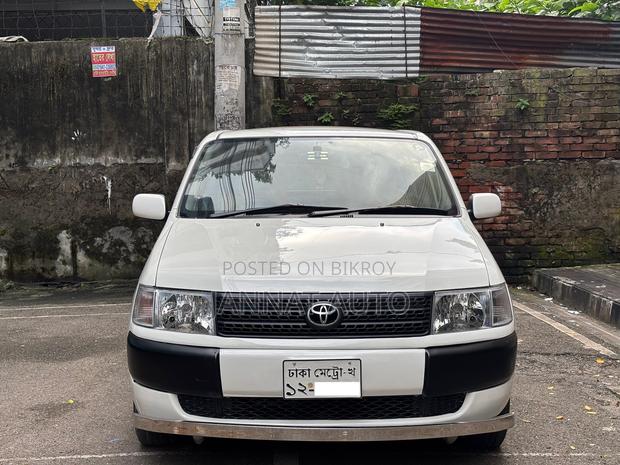 Toyota Probox 2004 White
