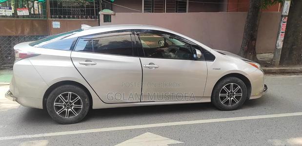 Toyota Prius 2017
