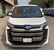 Toyota Noah 2023 Pearl for sale