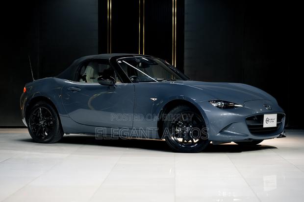Mazda MX-5 2022 Gray