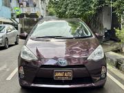 Toyota Aqua 2013 Maroon for sale