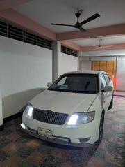 Toyota Corolla 2.0 D 2004 White for sale