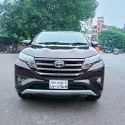 Toyota Rush 1.5 AWD 2018 Maroon for sale