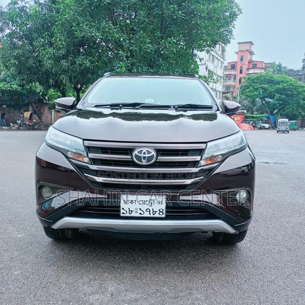 Toyota Rush 1.5 AWD 2018 Maroon